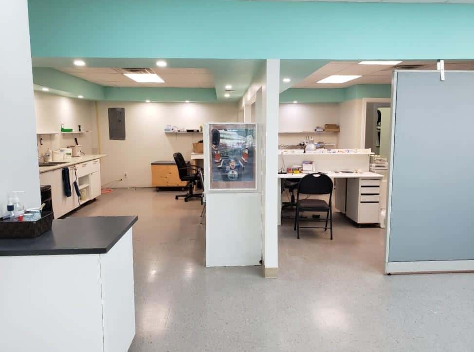 Edmonton — Edmonton - Photo 2 of 21