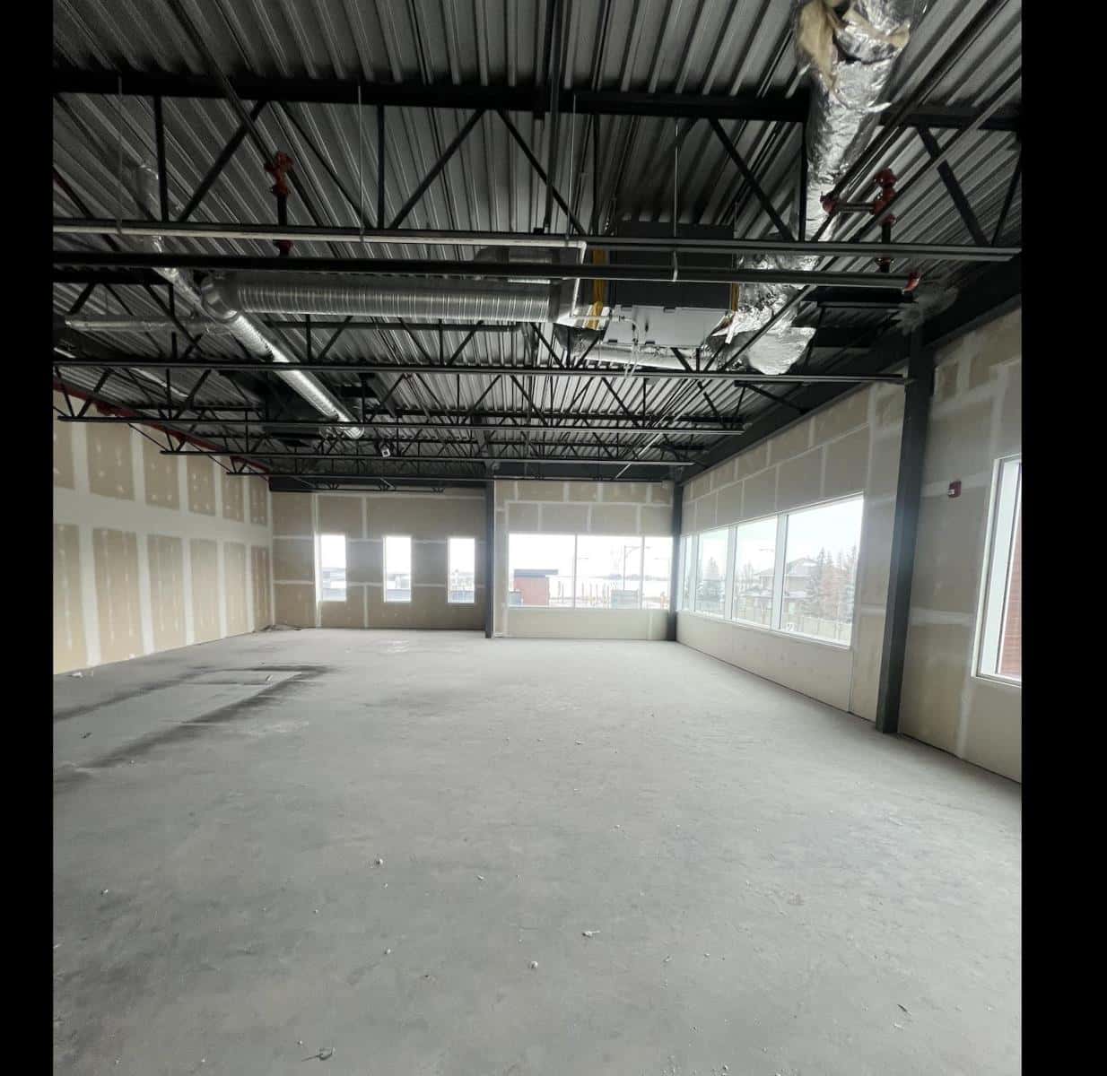 Edmonton — Edmonton - Photo 3 of 20