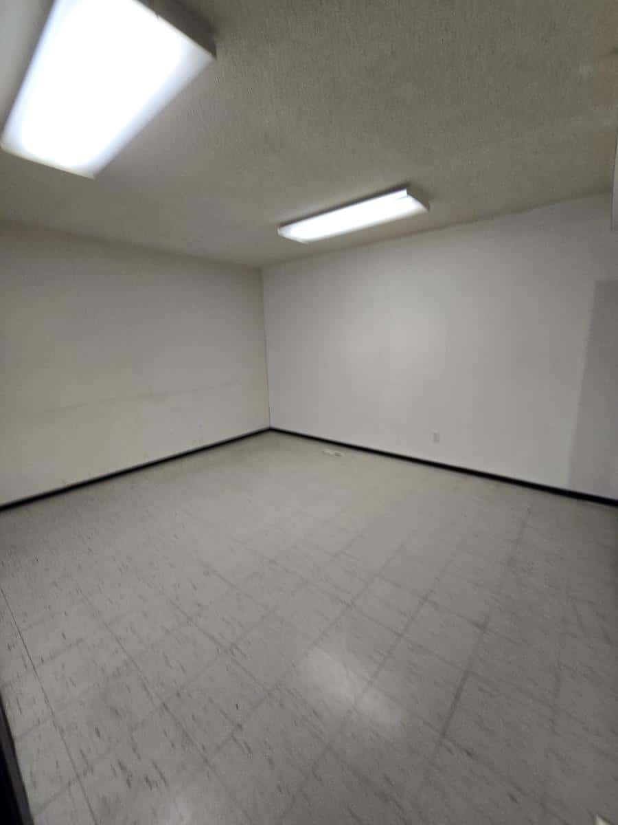 Fort Saskatchewan — Fort Saskatchewan - Photo 3 of 48