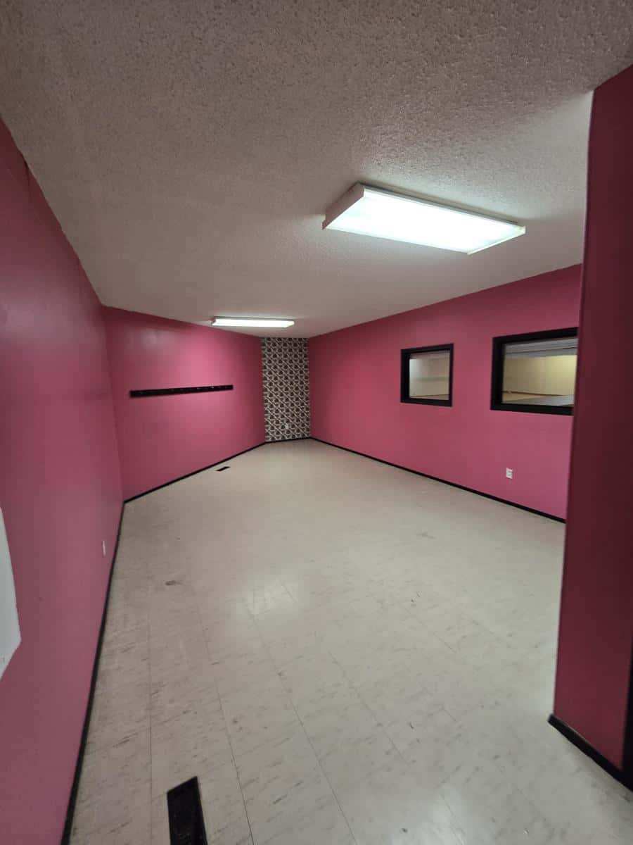 Fort Saskatchewan — Fort Saskatchewan - Photo 4 of 48