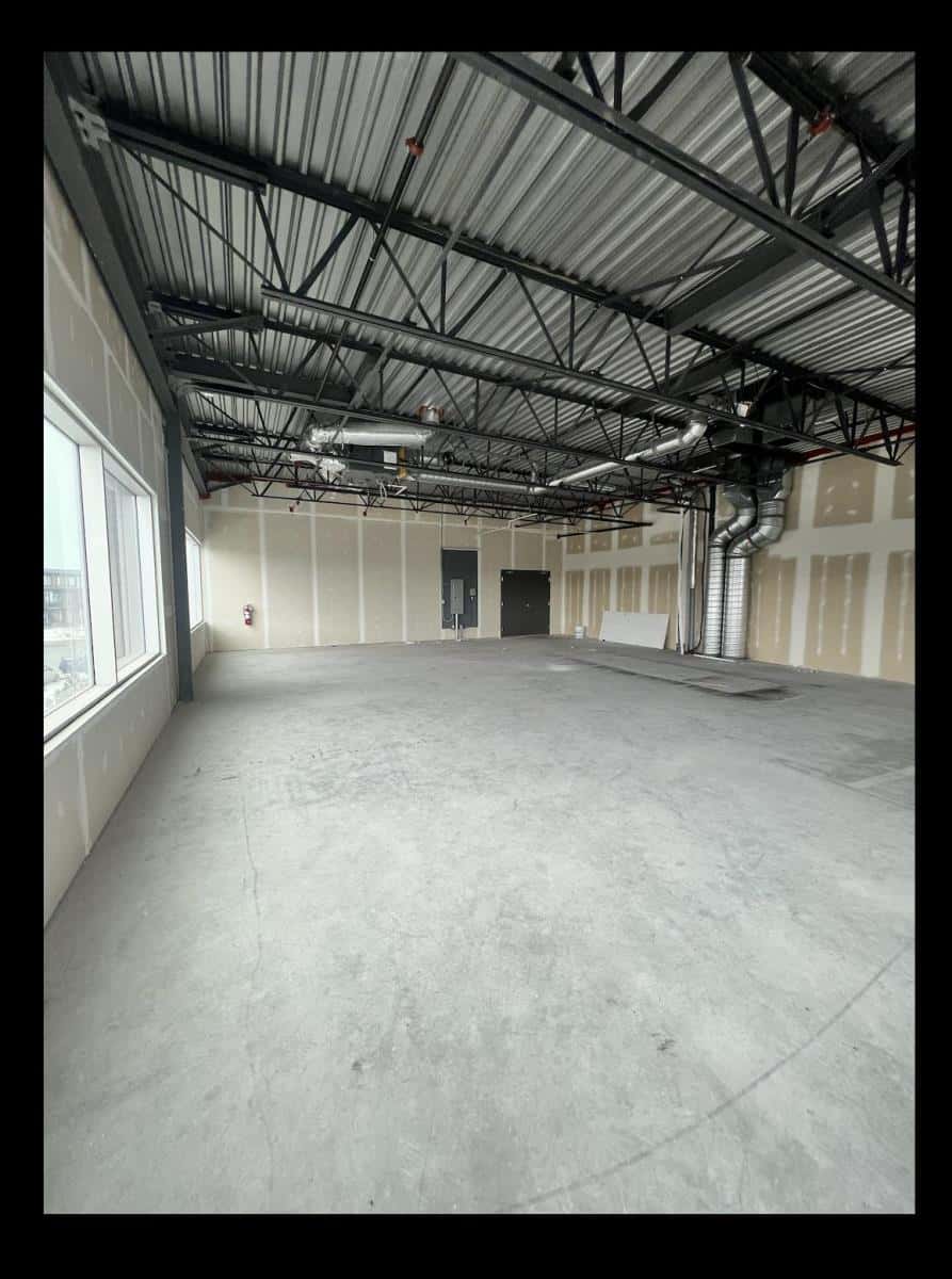 Edmonton — Edmonton - Photo 2 of 20