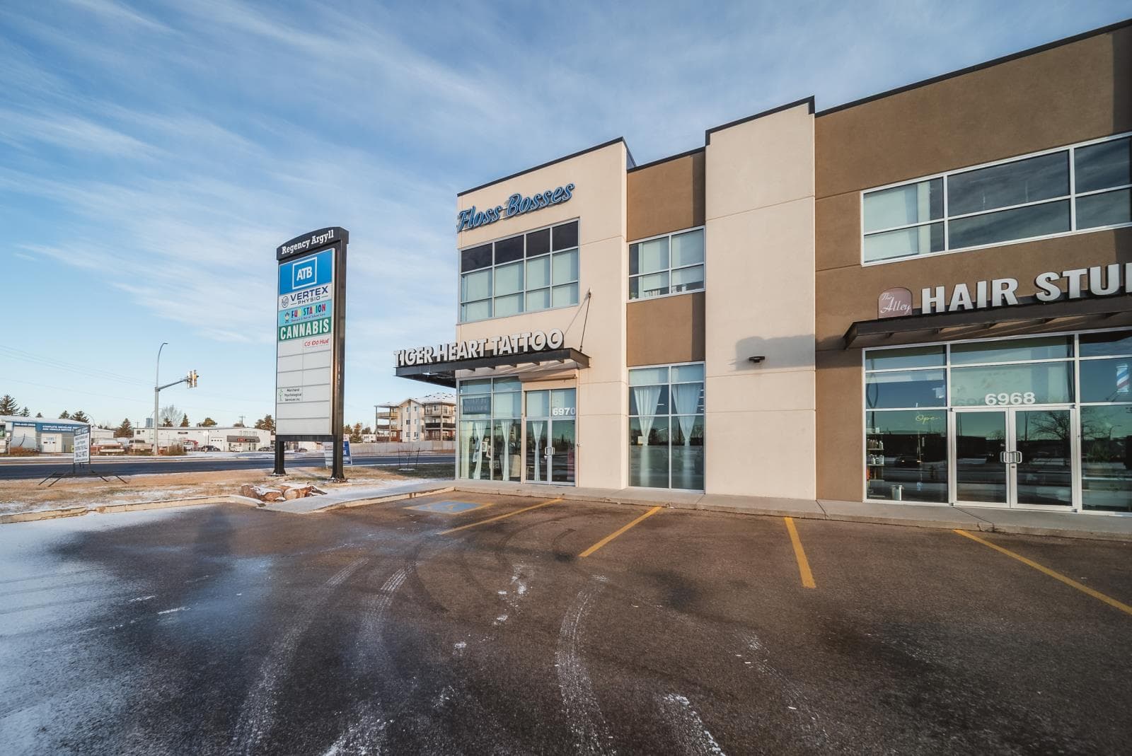 Edmonton — Edmonton - Main photo