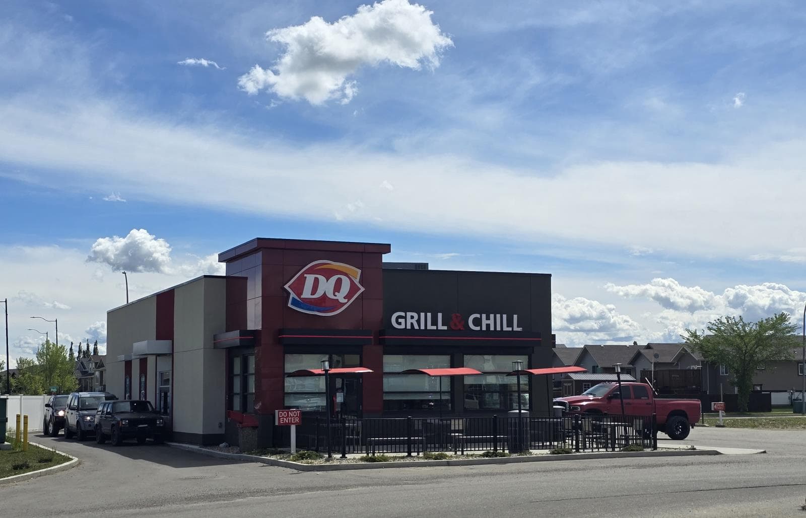 15 Hawkridge Blvd — Penhold - Main photo