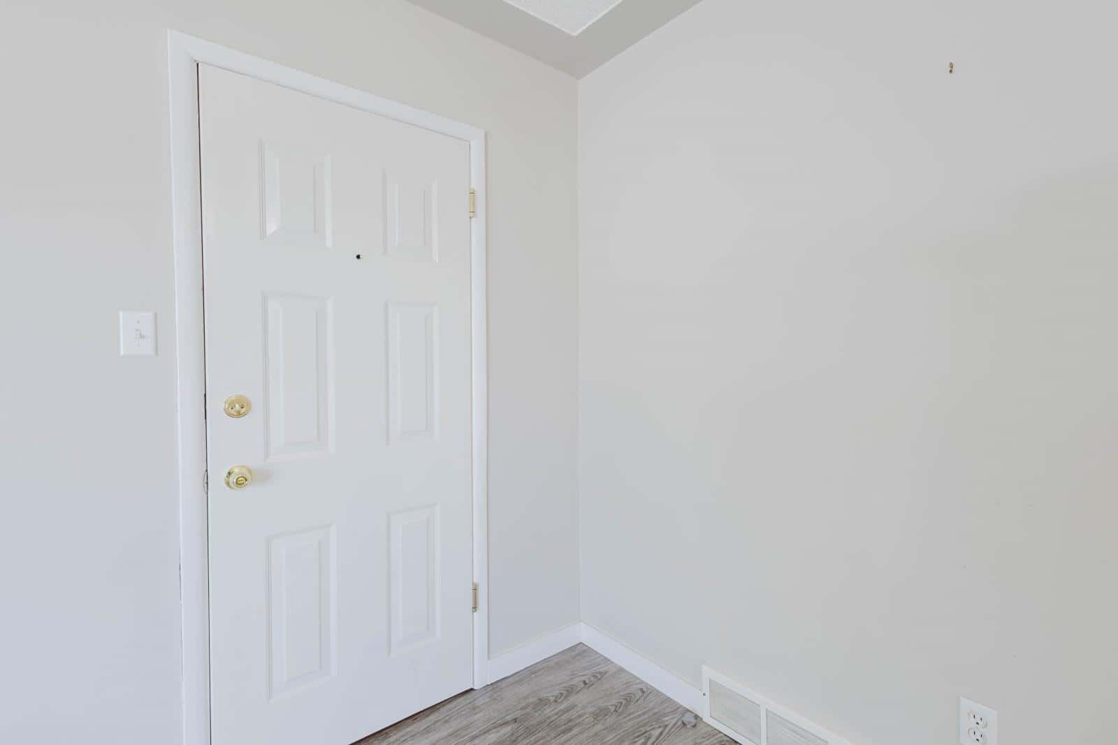 Edmonton — Edmonton - Photo 4 of 144