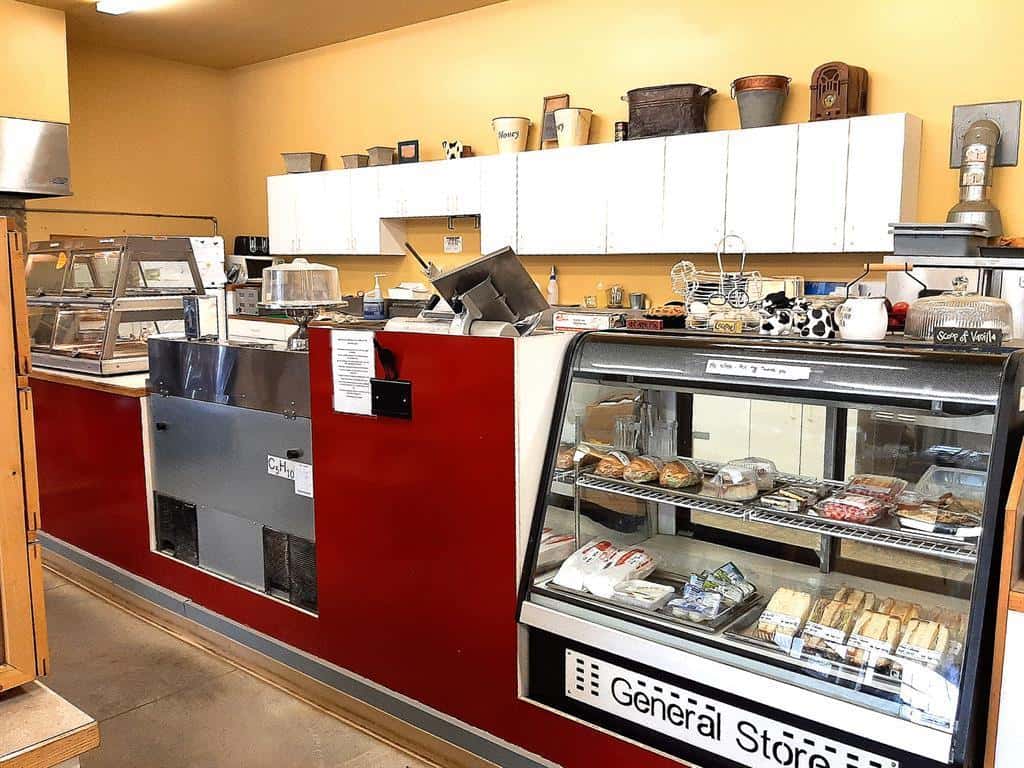 Leslieville — Leslieville - Photo 5 of 28