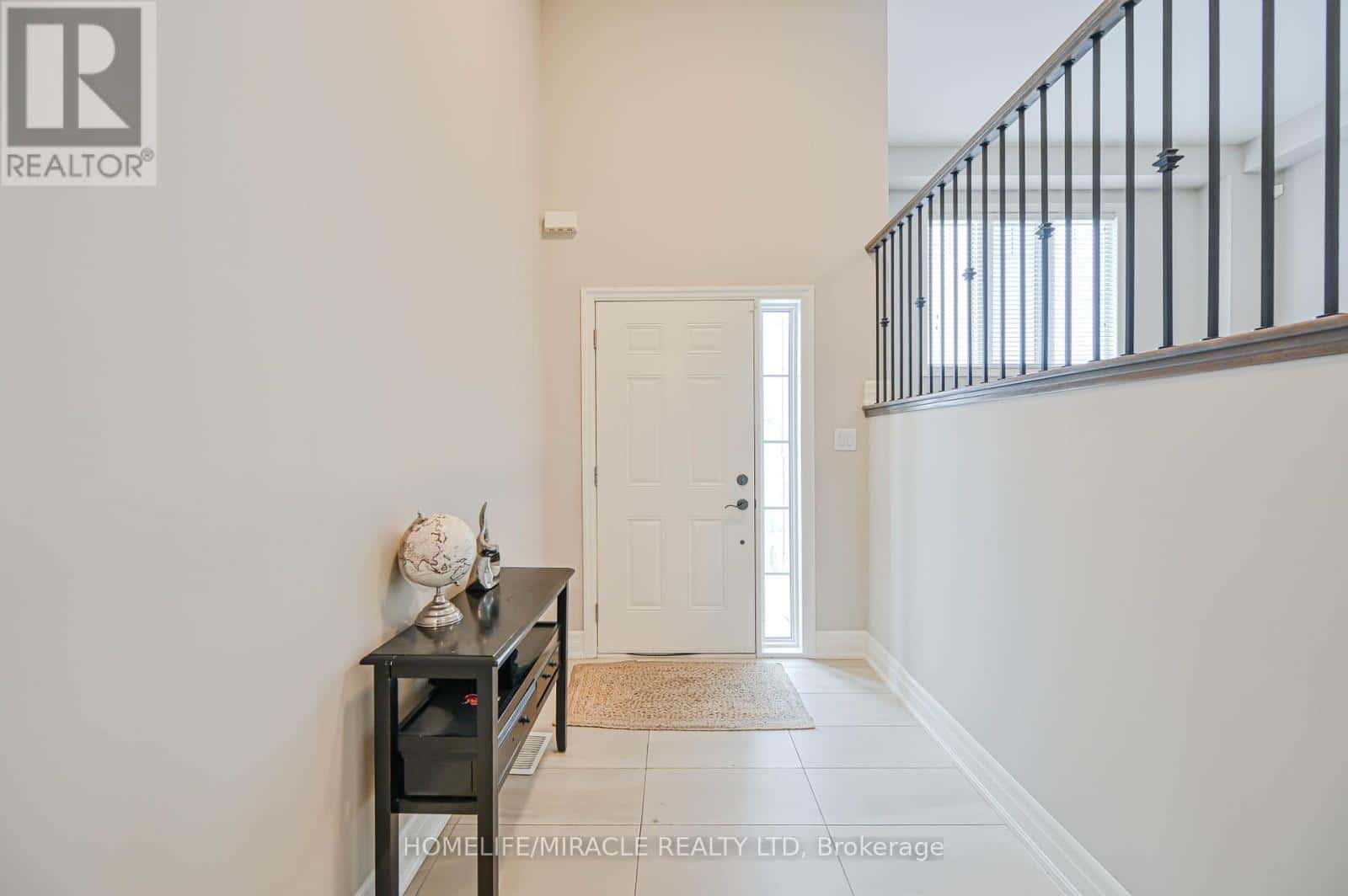 1 CHISHOLM STREET — Orangeville, Ontario - Photo 4 of 46