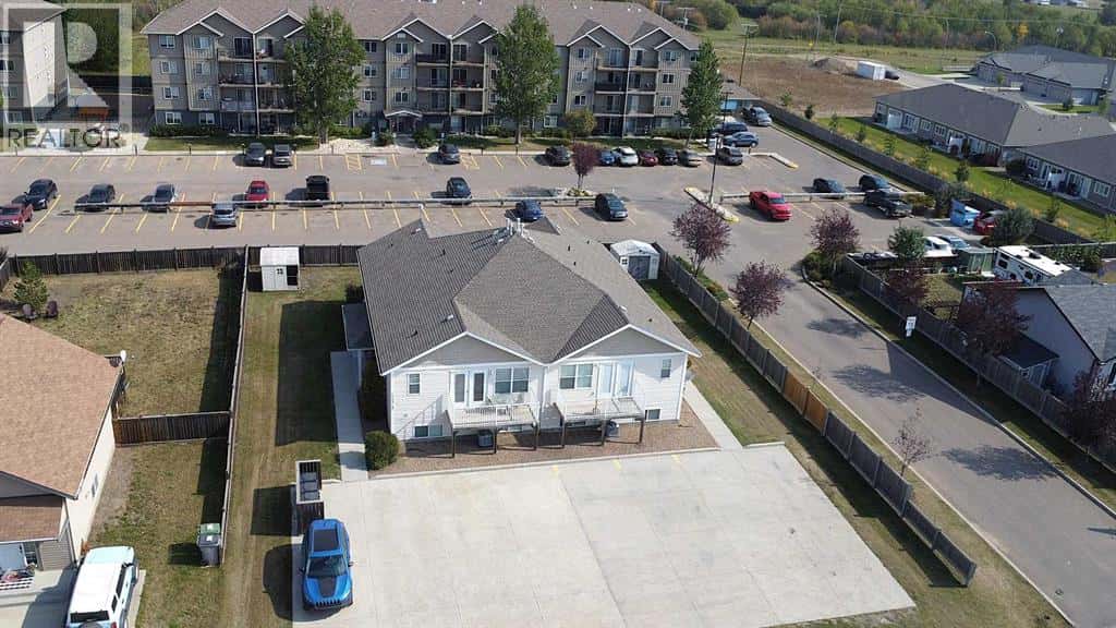 1703 47 Avenue — Lloydminster, Saskatchewan - Photo 5 of 27