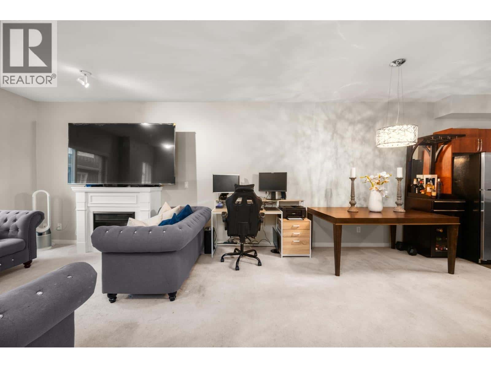 508 1661 FRASER AVENUE — Port Coquitlam, British Columbia - Photo 2 of 34