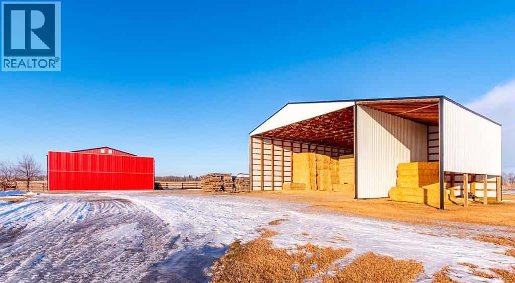 34126 Range Road 20 — Rural Red Deer County, Alberta - Photo 5 of 50