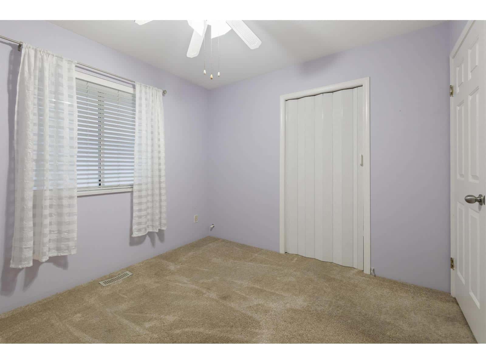 16122 92 AVENUE — Surrey, British Columbia - Photo 3 of 32