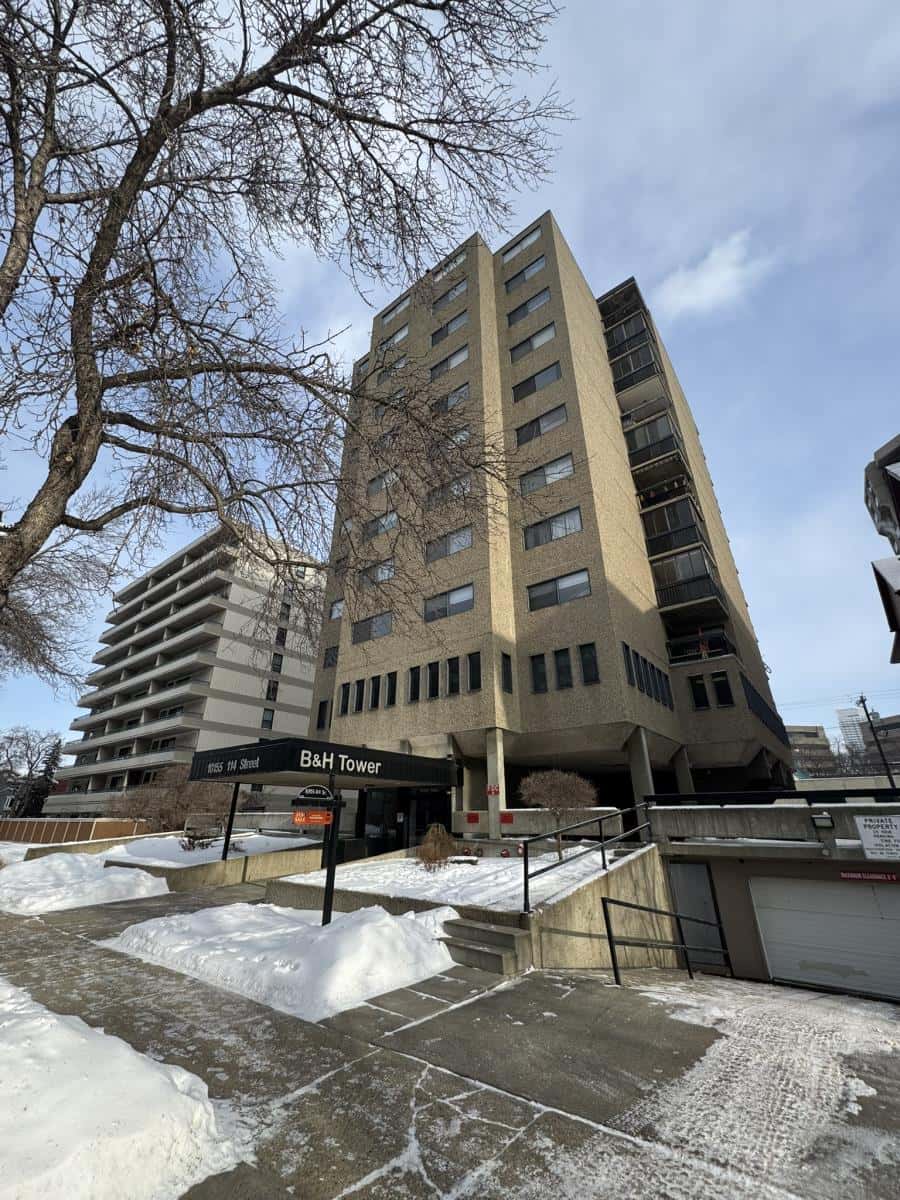 Edmonton — Edmonton - Photo 2 of 5