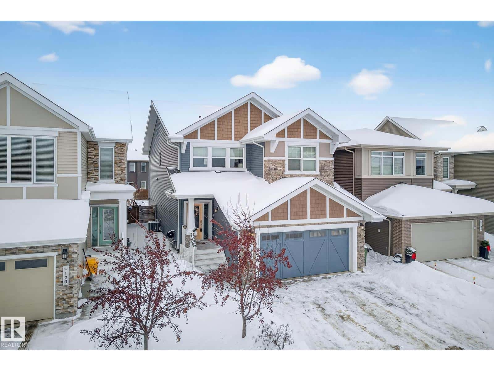 122 JOYAL WY — St. Albert, Alberta - Photo 2 of 73