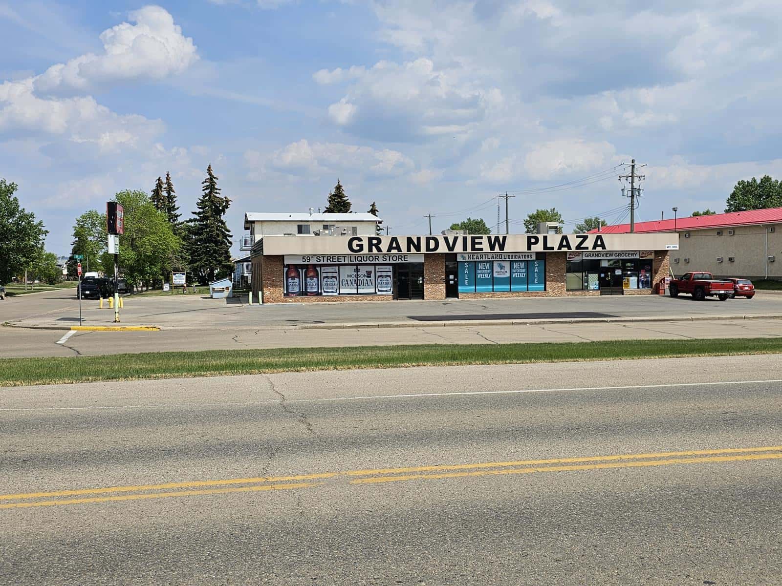 4411 59 St — Stettler - Photo 2 of 4