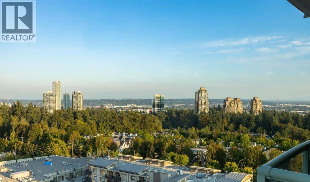 1401 6659 SOUTHOAKS CRESCENT — Burnaby, British Columbia - Photo 4 of 36