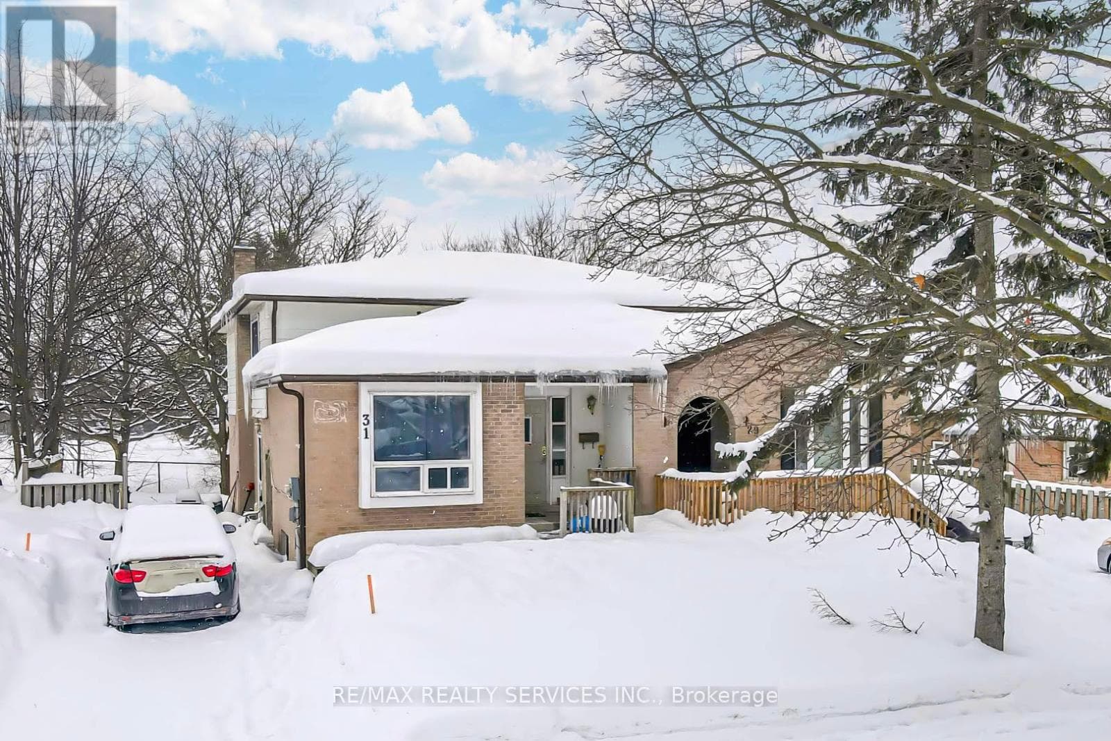 31 SYLVIA STREET — Barrie (Grove East), Ontario - Main photo