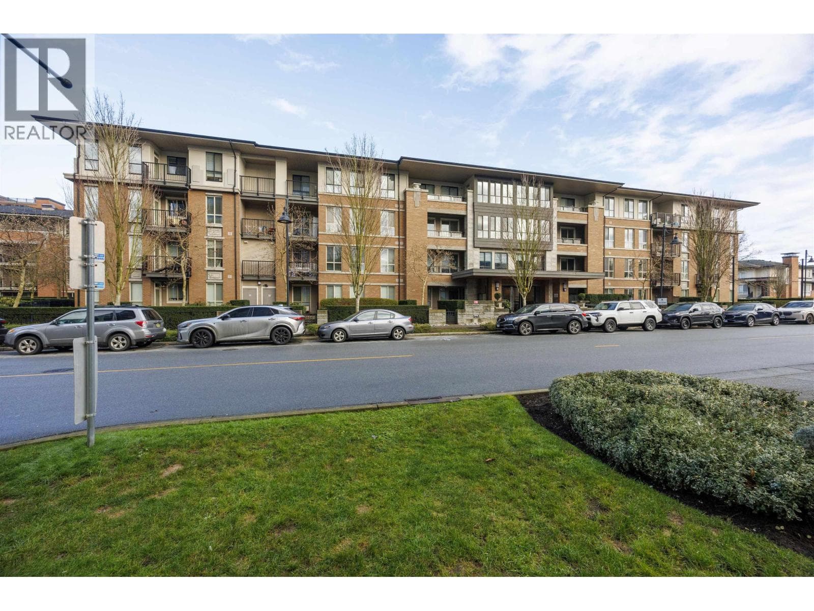 213 3107 WINDSOR GATE — Coquitlam, British Columbia - Main photo