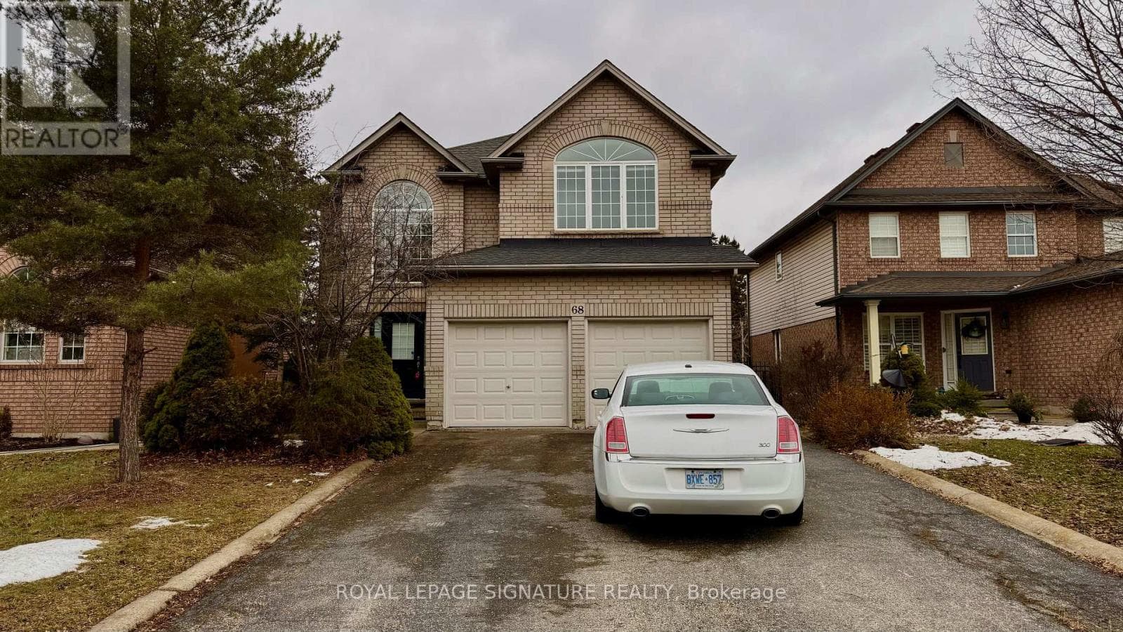 68 SOUTHCREEK DRIVE — Hamilton (Meadowlands), Ontario - Main photo
