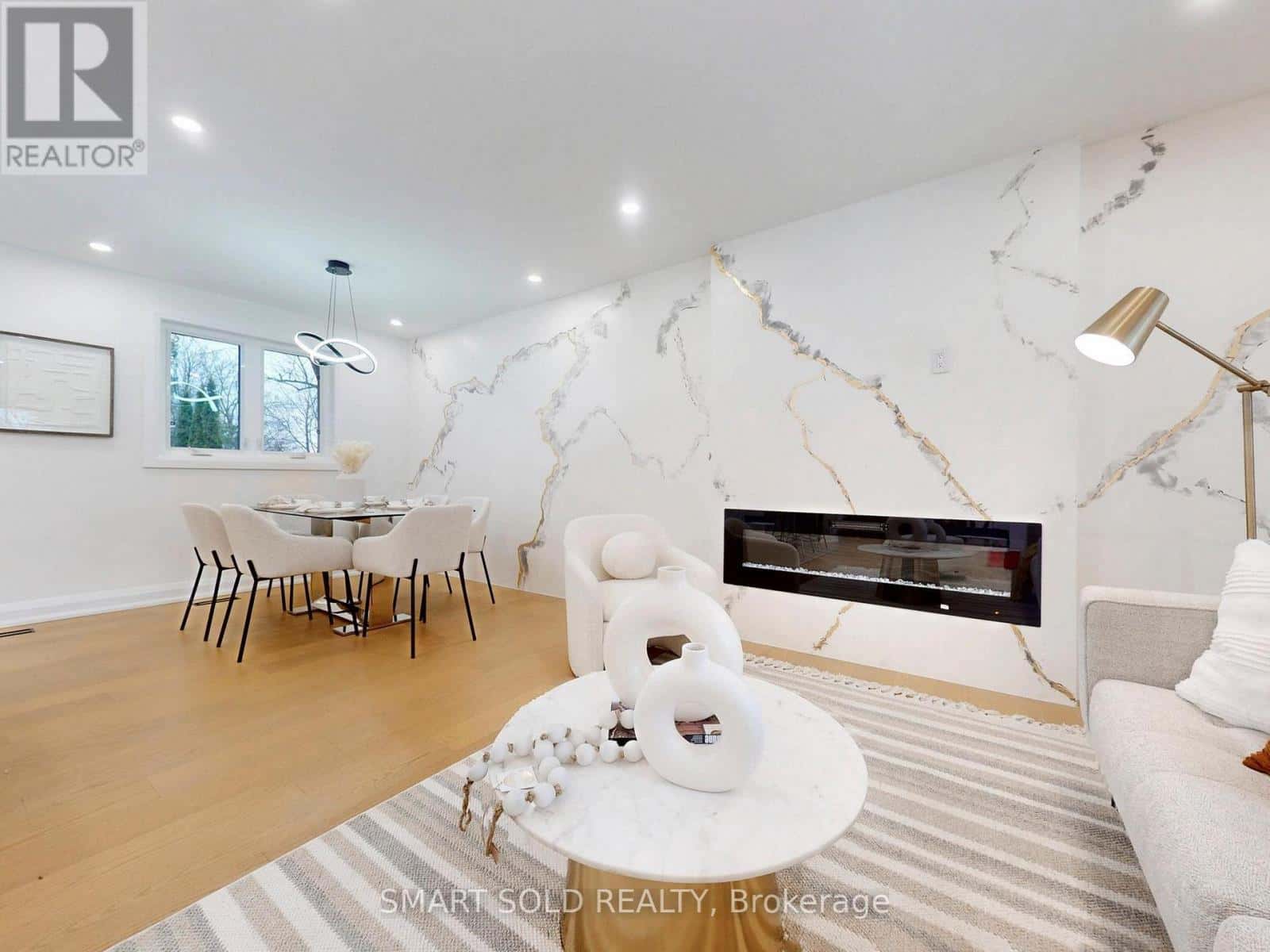 38 CRESTHAVEN DRIVE — Toronto (Hillcrest Village), Ontario - Photo 5 of 33