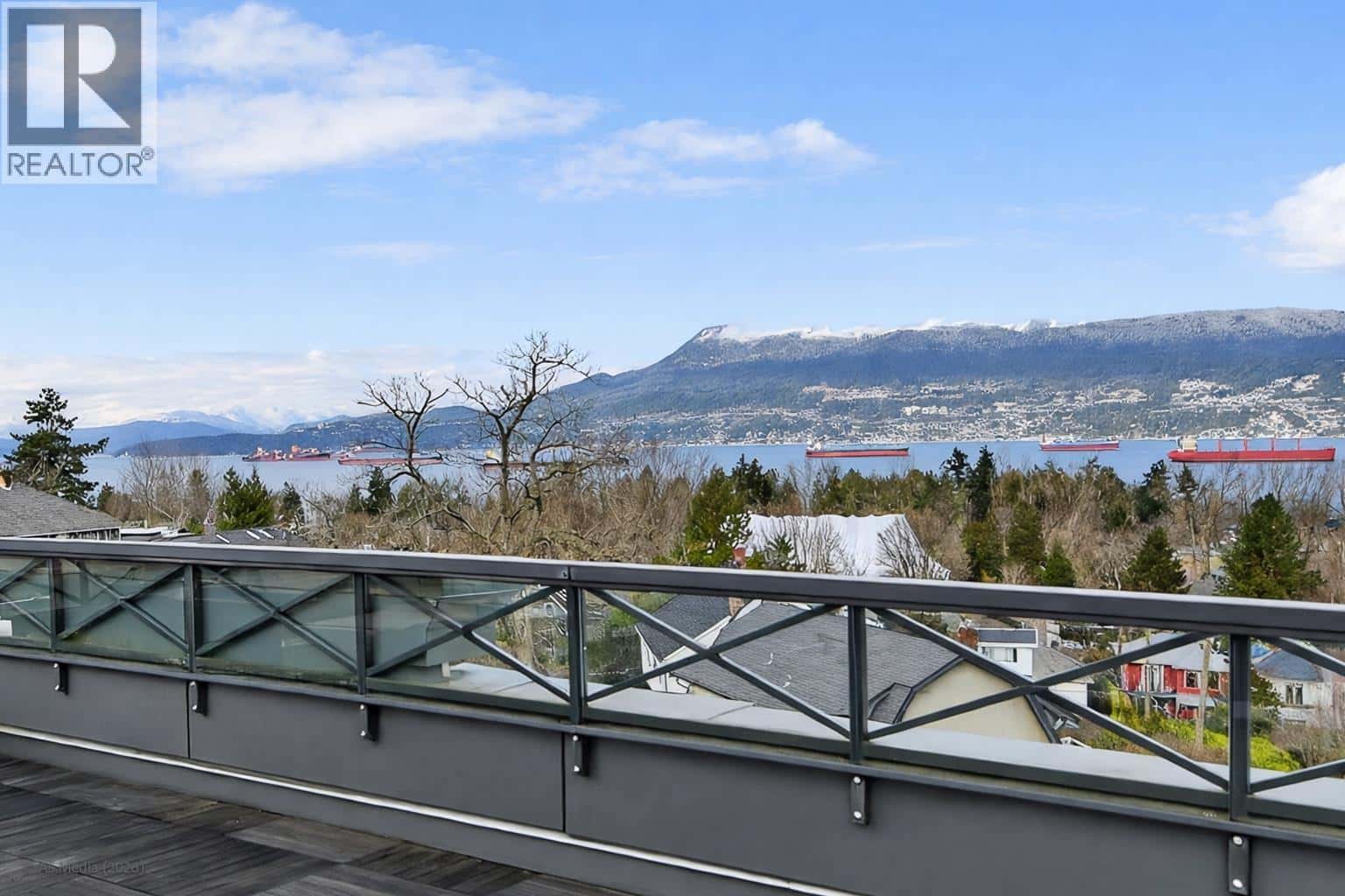 4350 LOCARNO CRESCENT — Vancouver, British Columbia - Photo 2 of 30