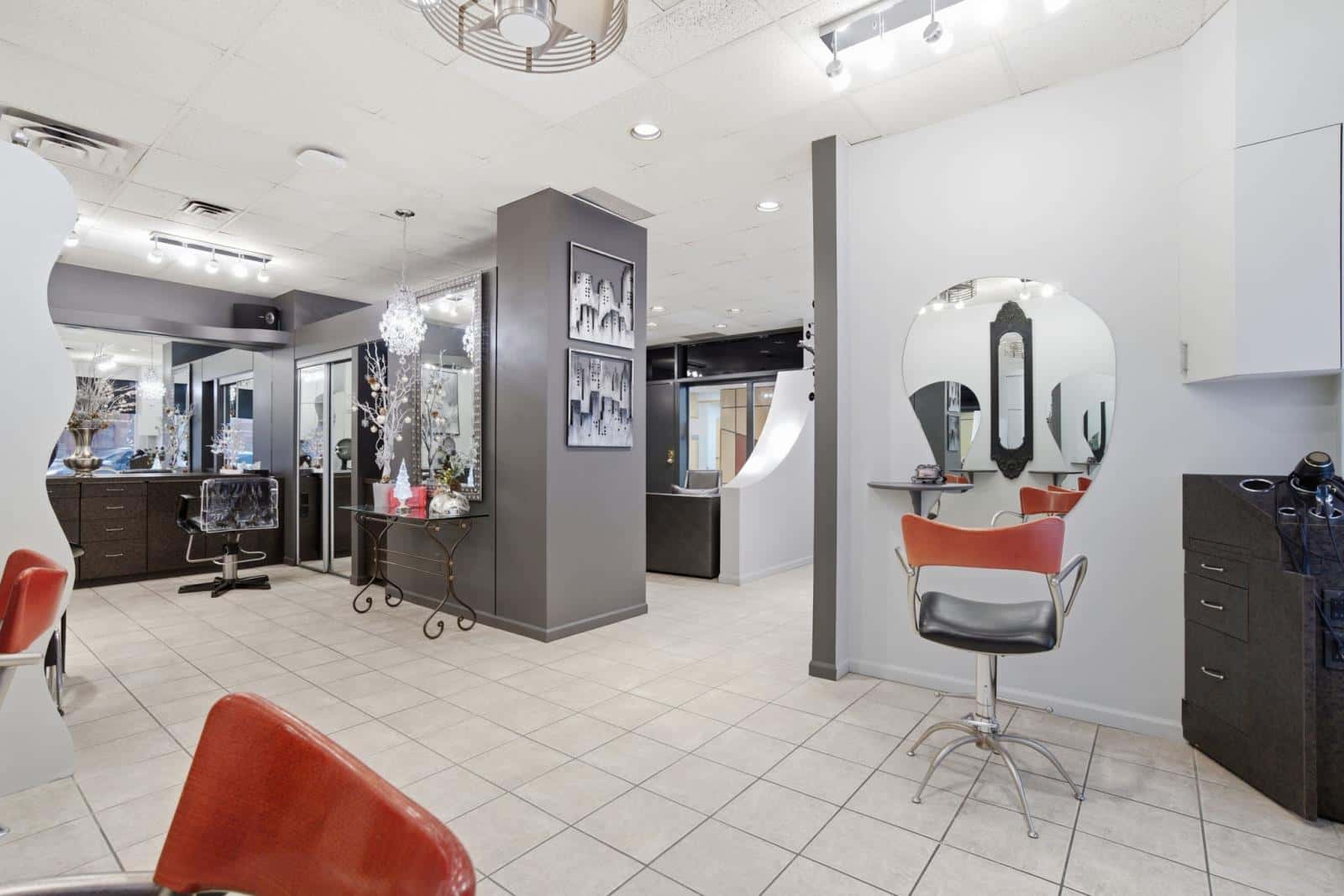 11520 100 Ave NW — Edmonton - Photo 3 of 3