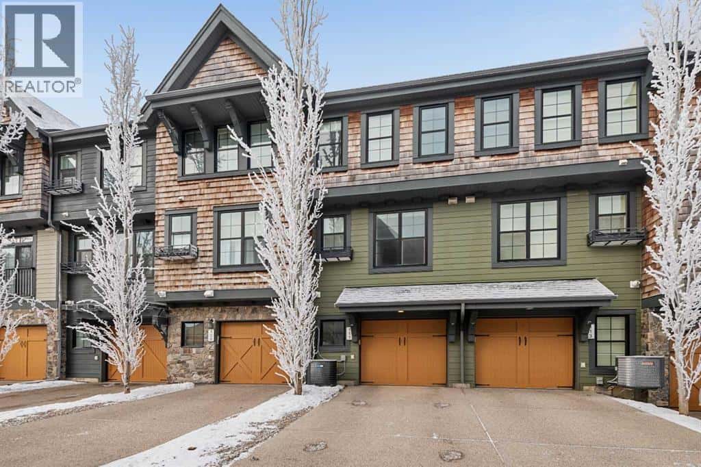 111 Ascot Point SW — Calgary, Alberta - Photo 2 of 40