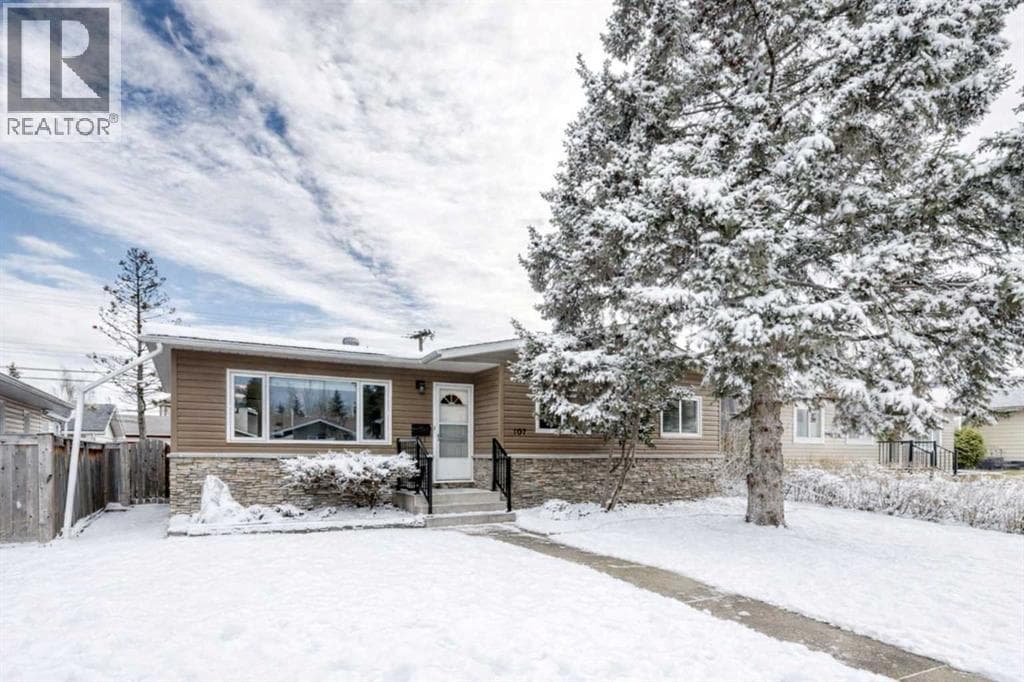 107 Sackville Drive SW — Calgary, Alberta - Main photo