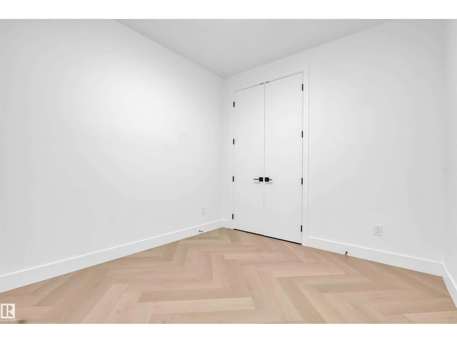 3513 42 AV — Beaumont, Alberta - Photo 4 of 35