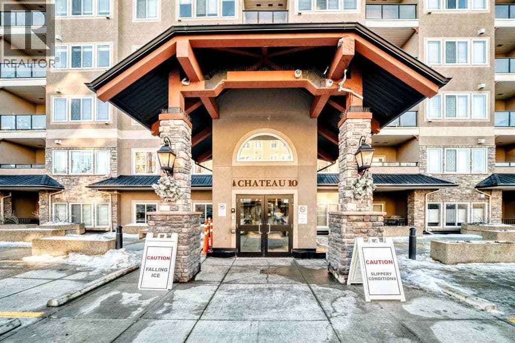 213, 10 DISCOVERY RIDGE Close SW — Calgary, Alberta - Main photo