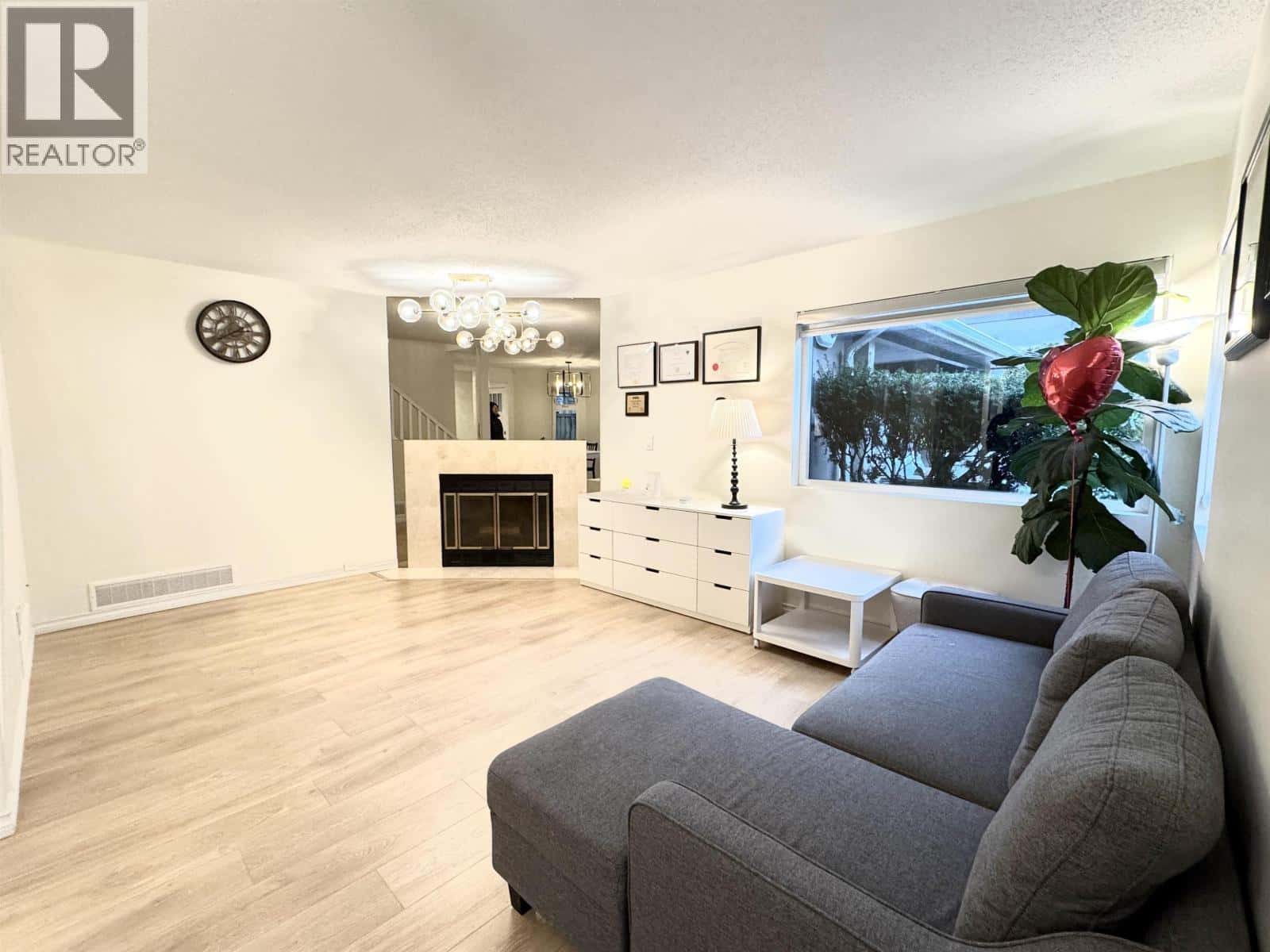 6 5111 MAPLE ROAD — Richmond, British Columbia - Photo 2 of 14