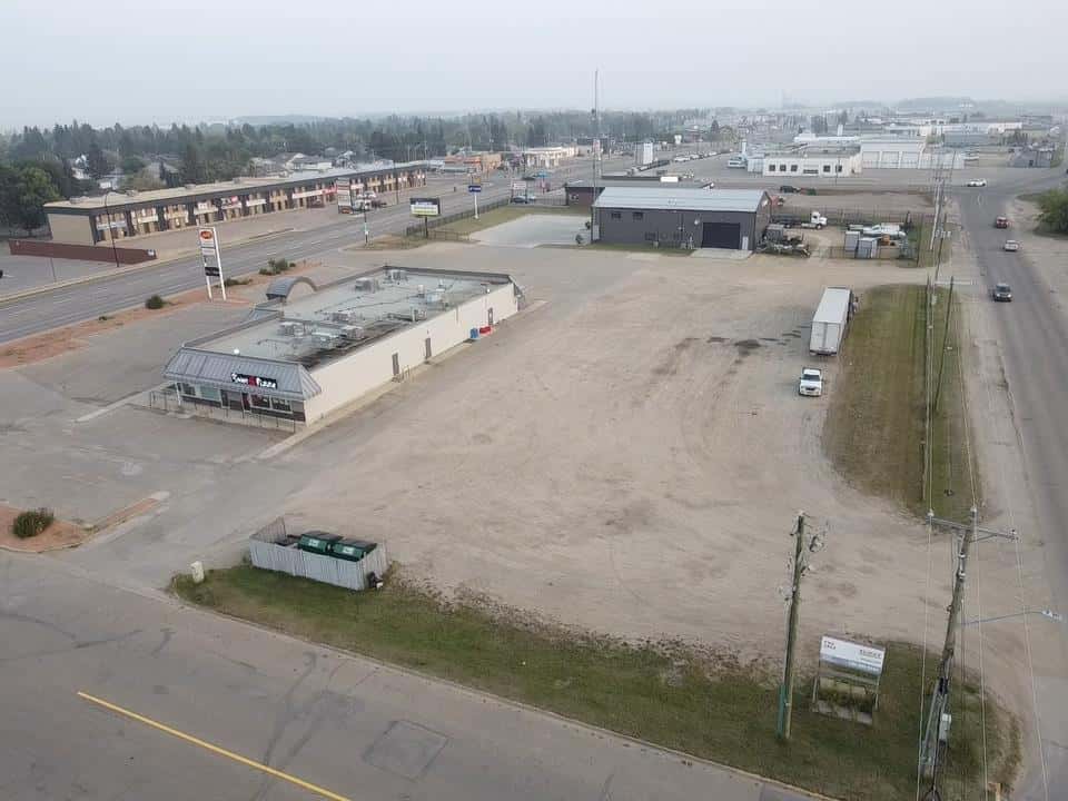 Wetaskiwin — Wetaskiwin - Photo 4 of 6