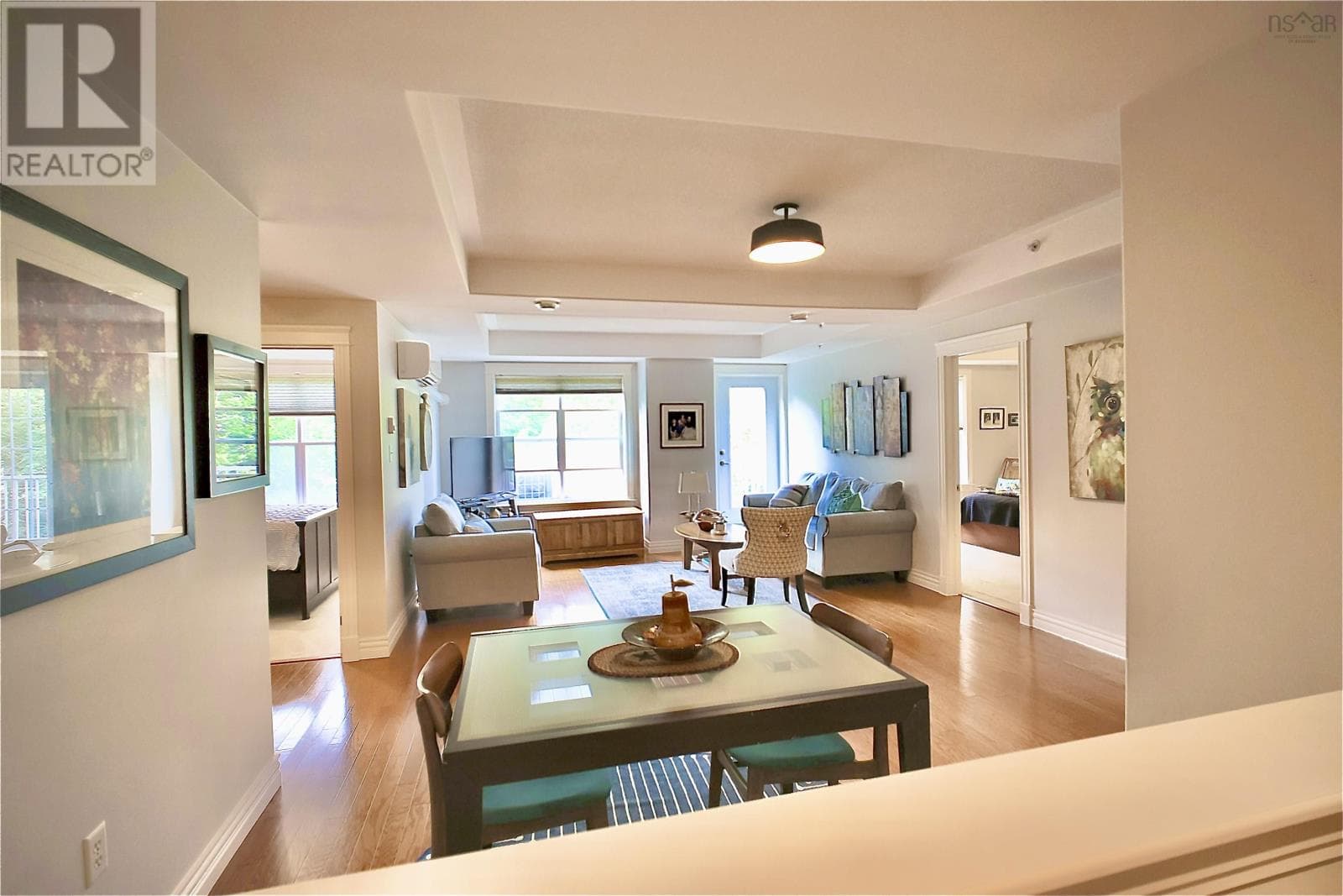 302 476 Main Street — Mahone Bay, Nova Scotia - Main photo