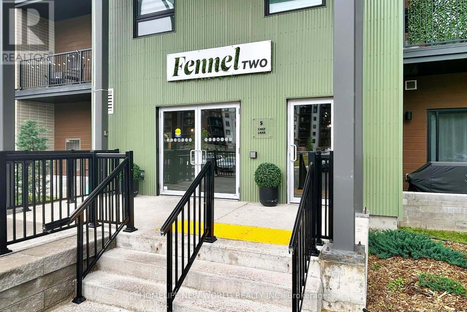 603 - 5 CHEF LANE — Barrie, Ontario - Photo 2 of 26