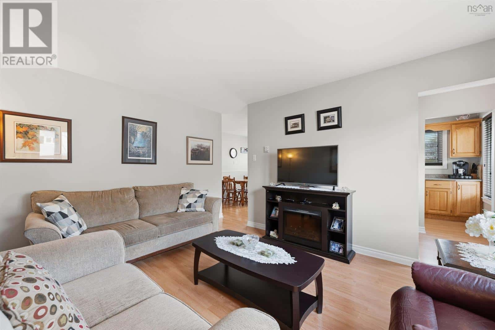 54 Quaker Crescent — Lower Sackville, Nova Scotia - Photo 5 of 50