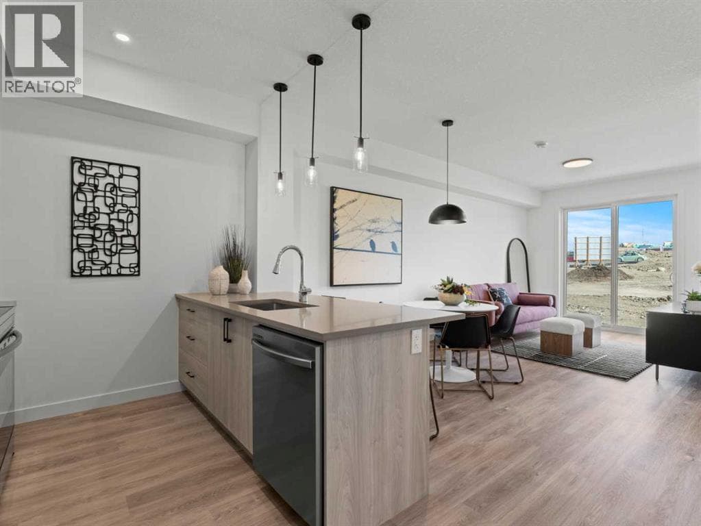 A109, 2026 81 Street SW — Calgary, Alberta - Main photo