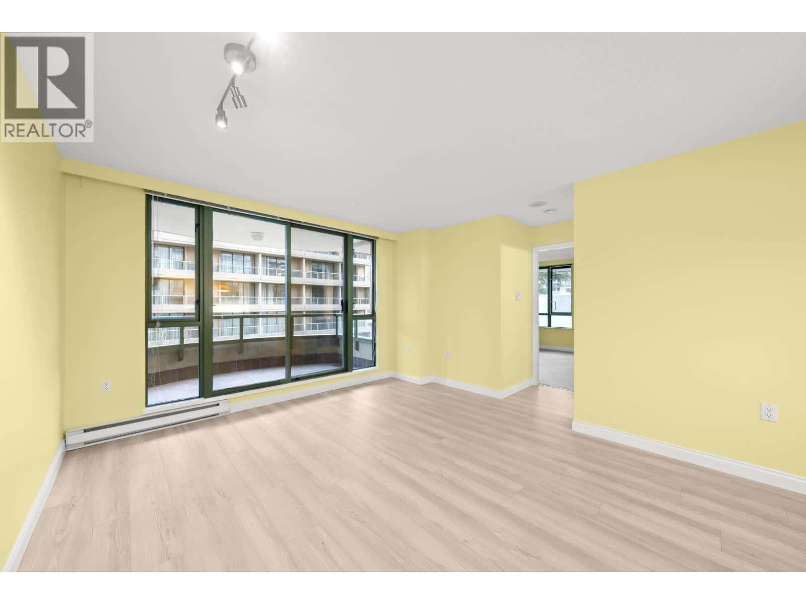 501 7380 ELMBRIDGE WAY — Richmond, British Columbia - Photo 5 of 35