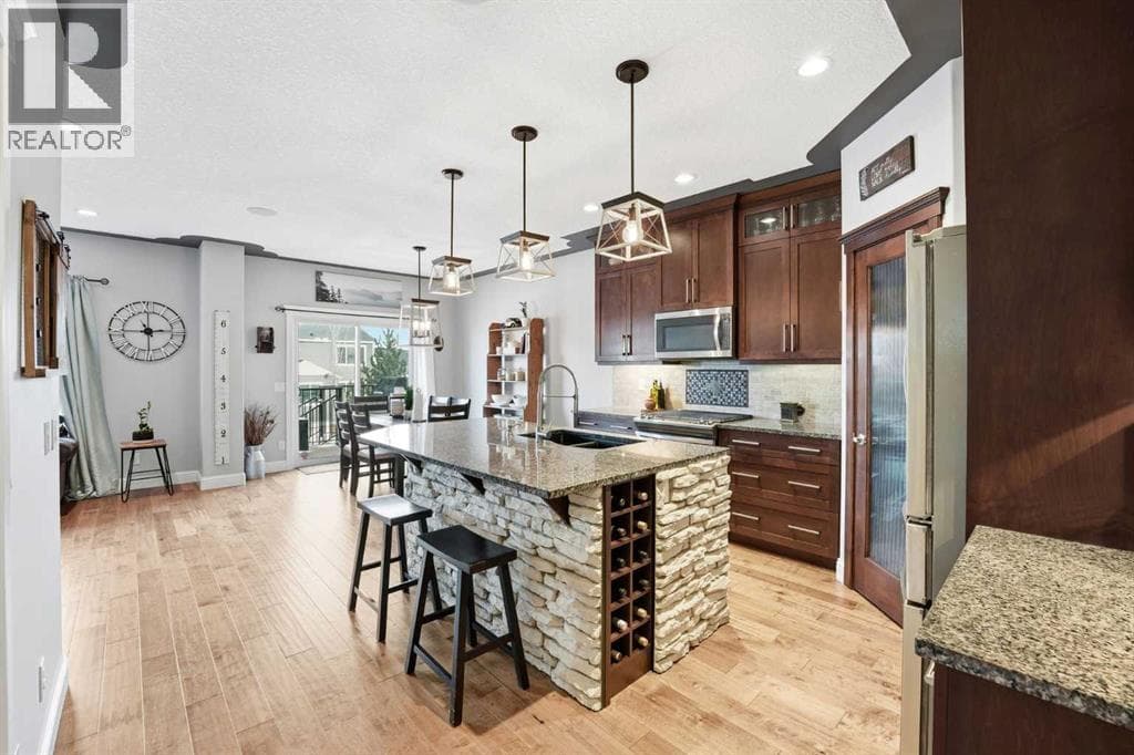 166 Fireside Bend — Cochrane, Alberta - Main photo