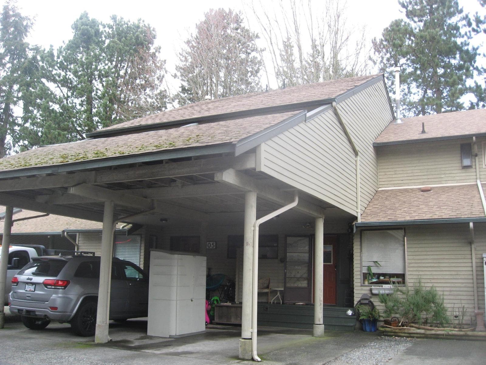 1907 LILAC DRIVE — Surrey, British Columbia - Main photo