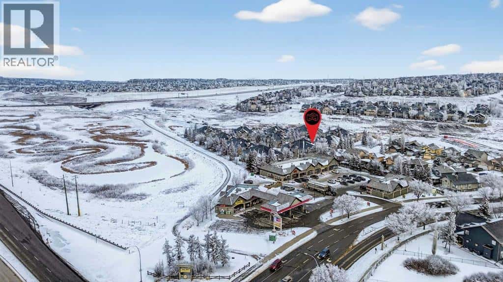 201, 39 Hidden Creek Place NW — Calgary, Alberta - Photo 2 of 33