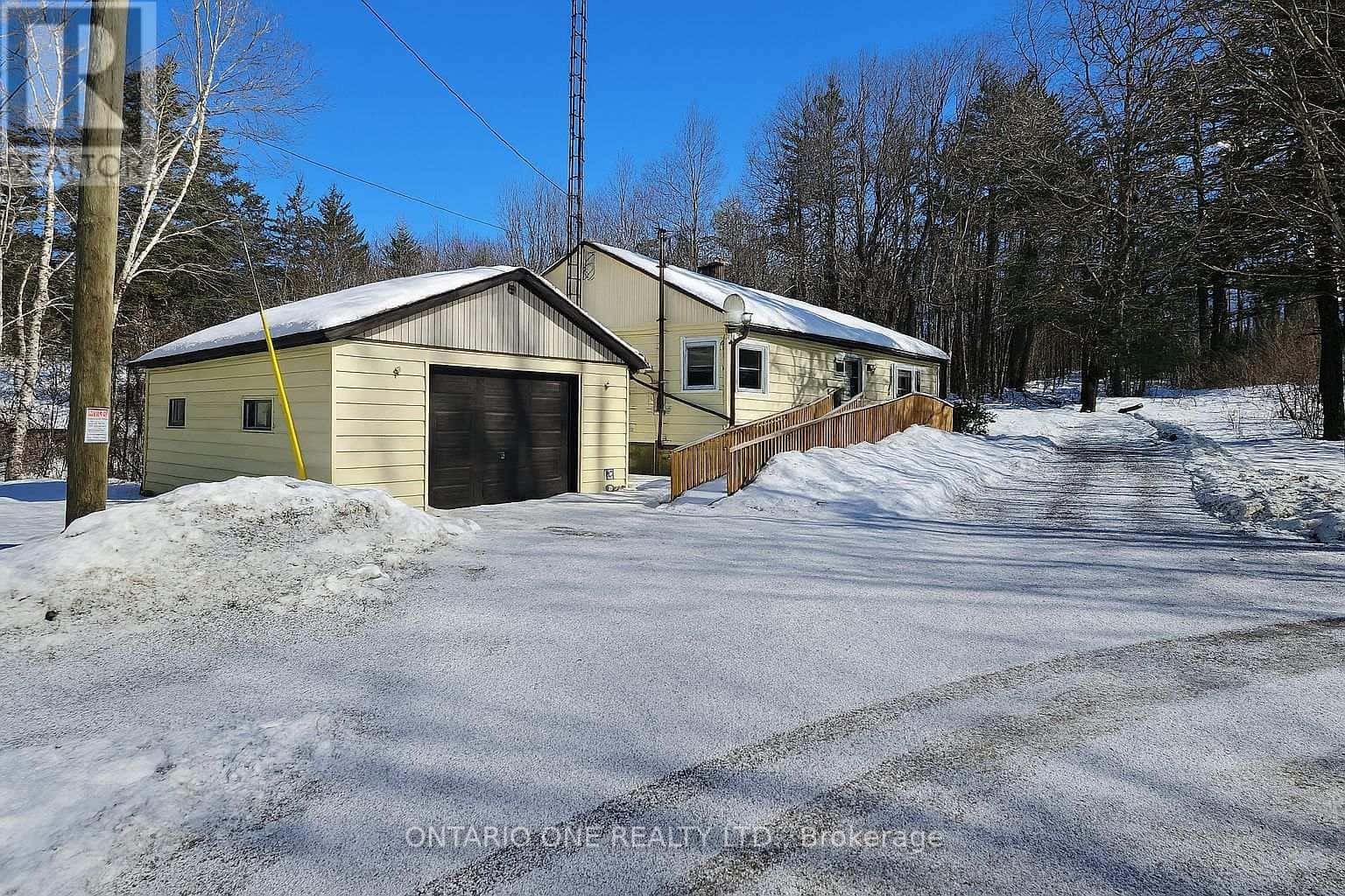 1479 11 HIGHWAY S — Gravenhurst (Morrison), Ontario - Photo 2 of 45