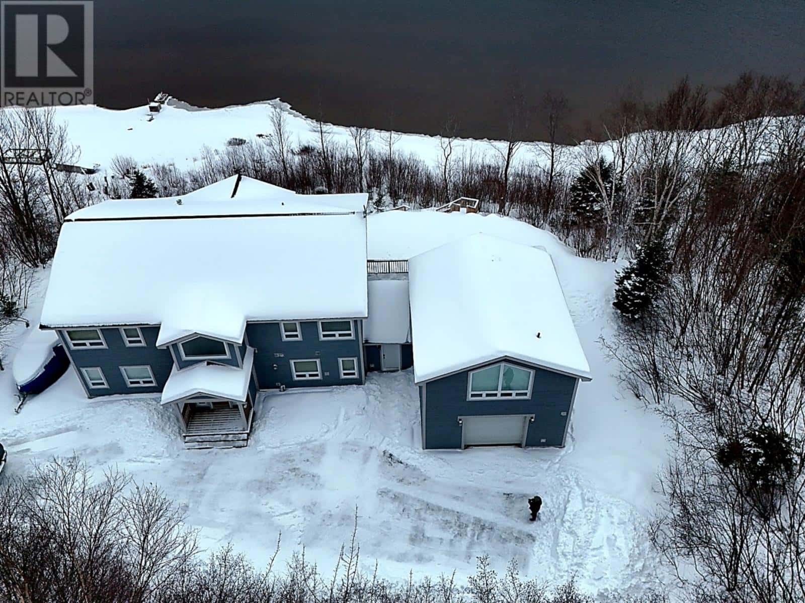 48 Lakeside Drive — Humber Valley Resort, Newfoundland & Labrador - Photo 2 of 46