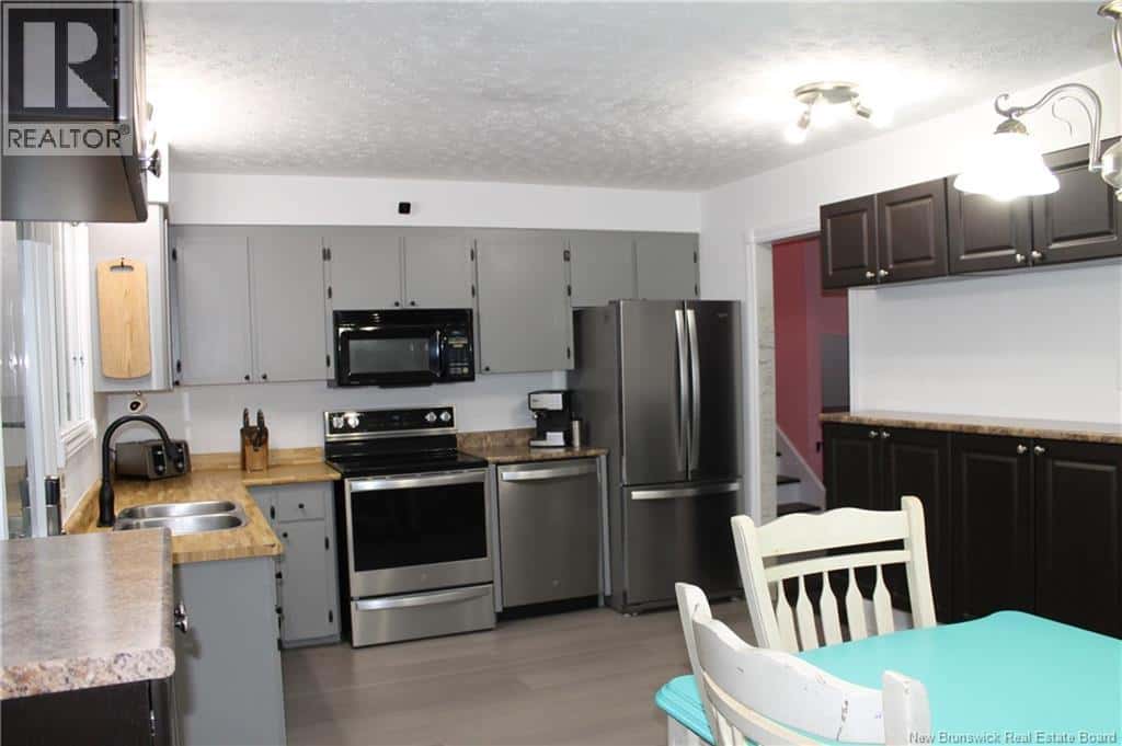 143 Kingston Avenue — New Maryland, New Brunswick - Photo 4 of 21