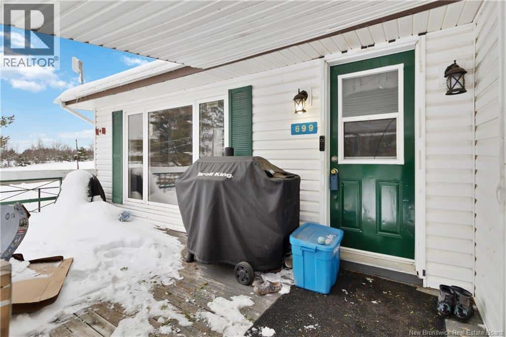 699 De La Prairie Road — Richibouctou-Village, New Brunswick - Photo 4 of 50