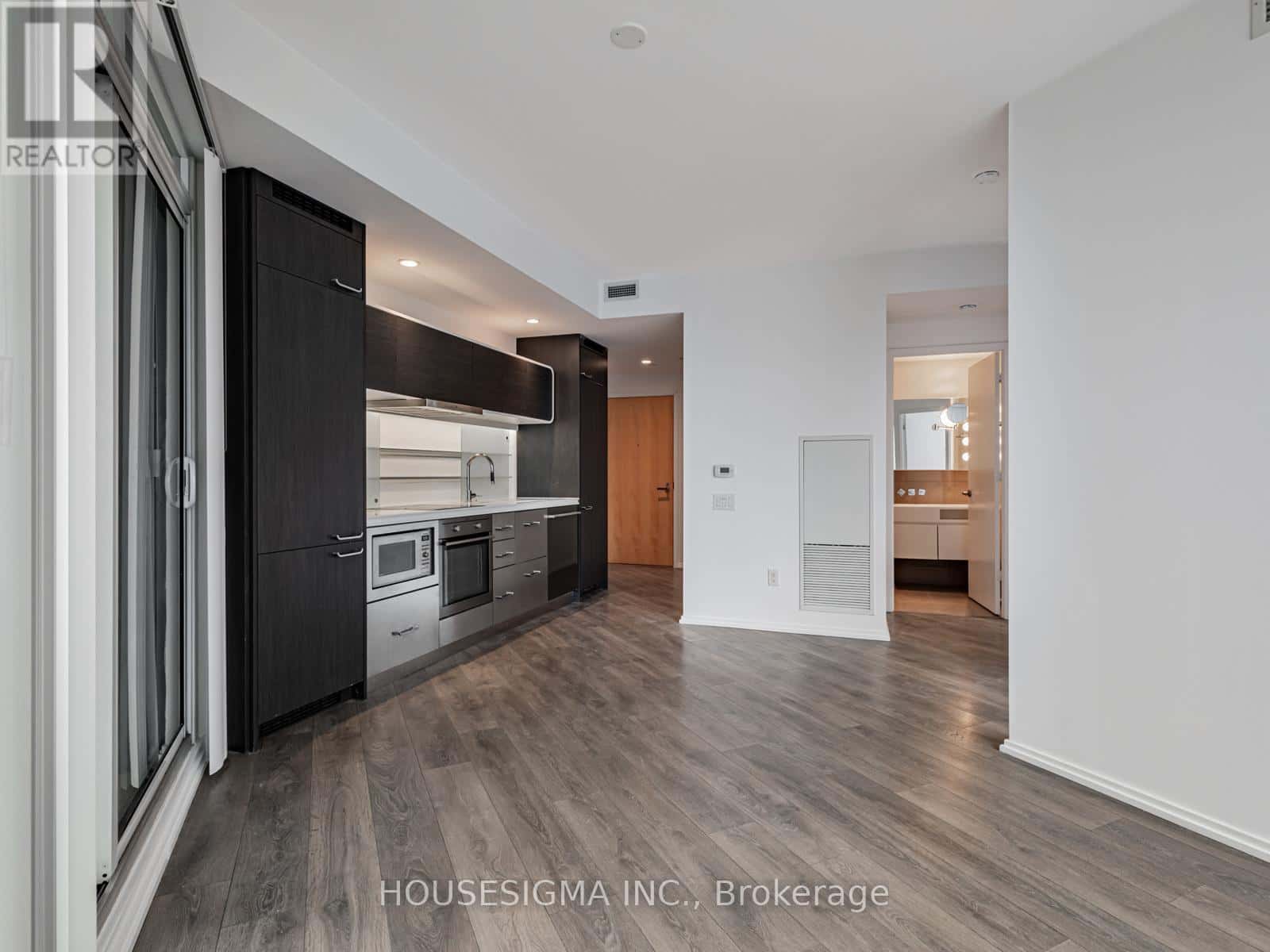 2302 - 45 CHARLES STREET E — Toronto (Church-Yonge Corridor), Ontario - Photo 5 of 28