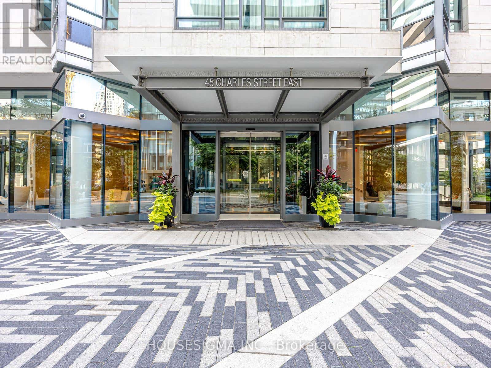 2302 - 45 CHARLES STREET E — Toronto (Church-Yonge Corridor), Ontario - Photo 3 of 28