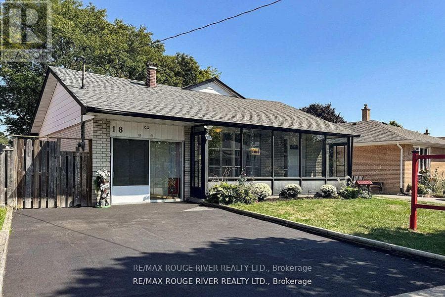 18 DARLINGSIDE DRIVE — Toronto (West Hill), Ontario - Main photo