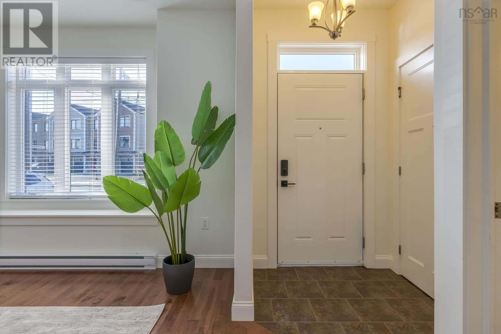 10 Cabernet Court — Timberlea, Nova Scotia - Photo 2 of 36