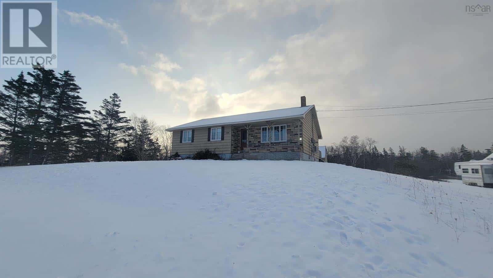 144 Chemin De L'est Street