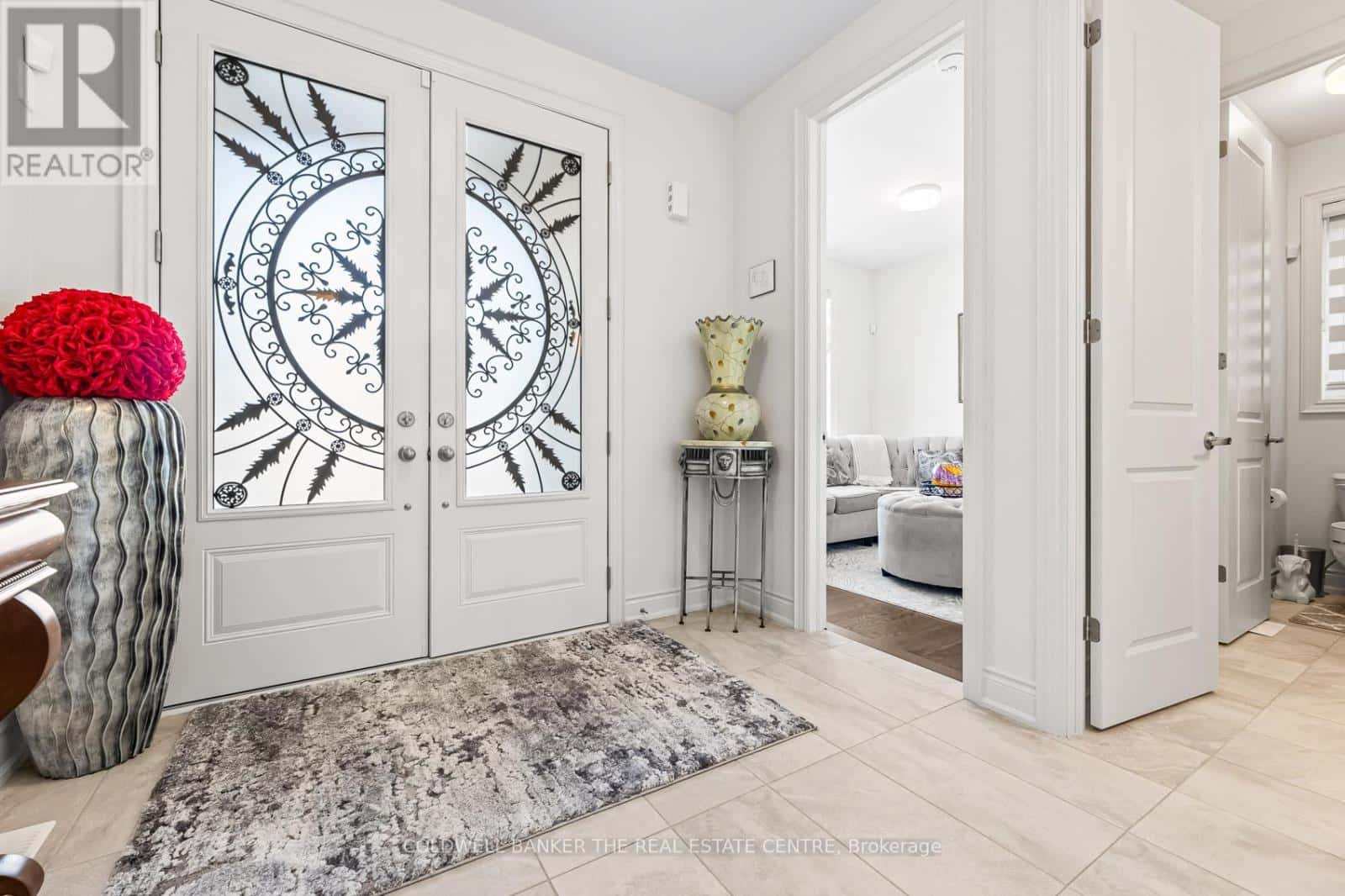 28 BELLFLOWER CRESCENT — Adjala-Tosorontio (Colgan), Ontario - Photo 2 of 37