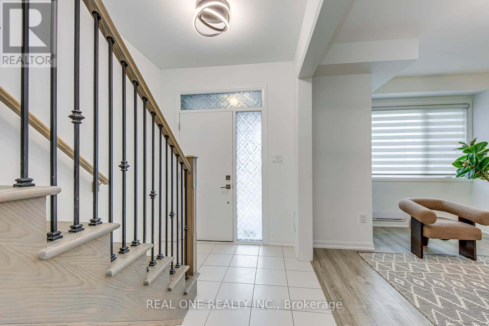 99 GROVEWOOD COMMON — Oakville (GO Glenorchy), Ontario - Photo 5 of 45