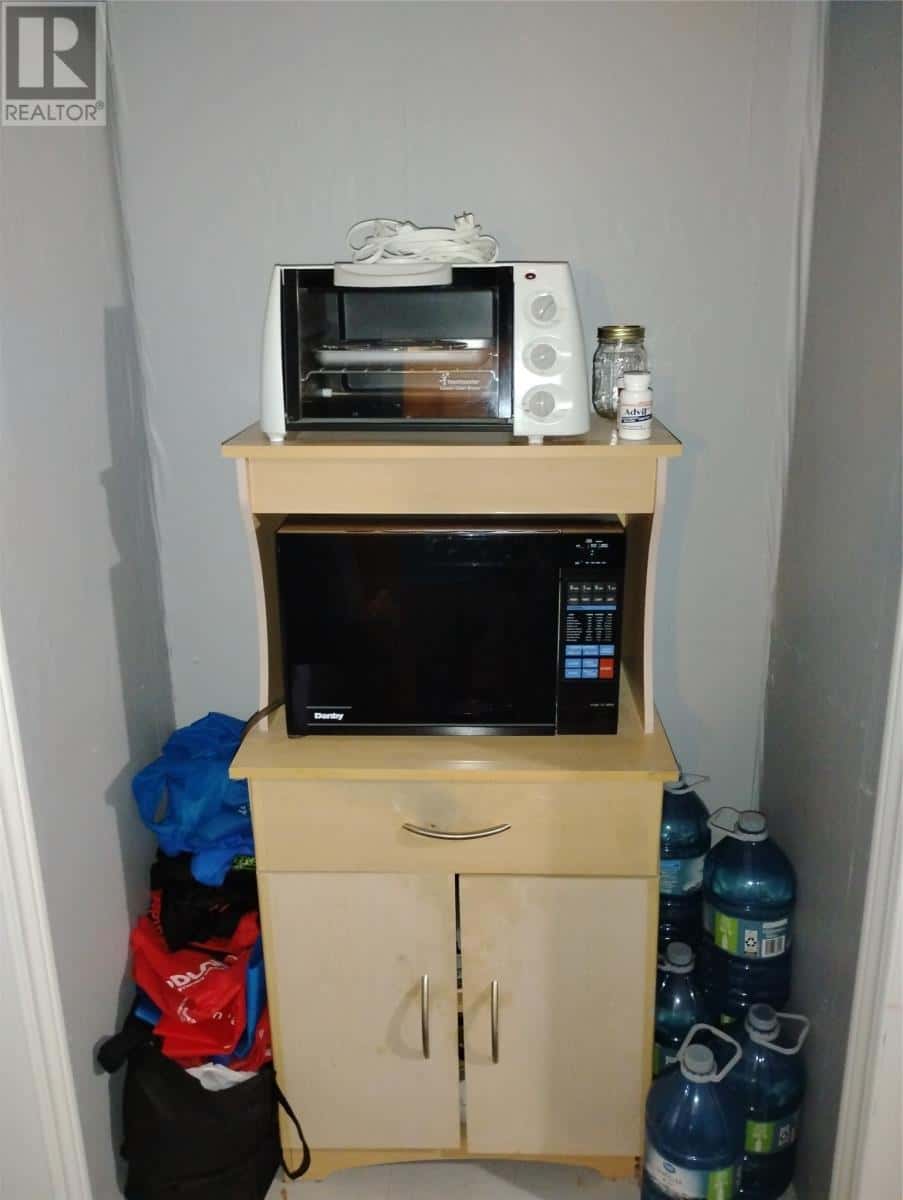 18 Parkview Road — Parkview, Newfoundland & Labrador - Photo 5 of 36